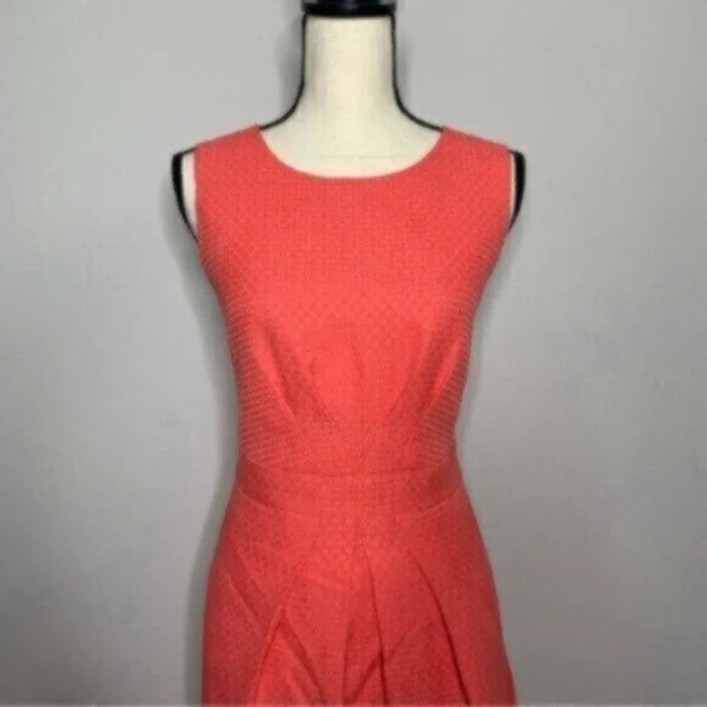 Tahari Coral sleeveless Sheath Fit & Flare Knee Length Office Dress - Picture 5 of 10